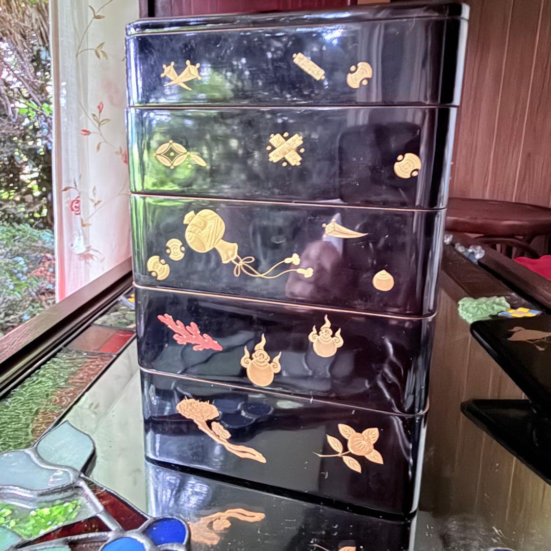 超限定1月2日20時迄‼️JAPAN『図替り宝尽くし』蒔絵梨地四段重台座付木箱入