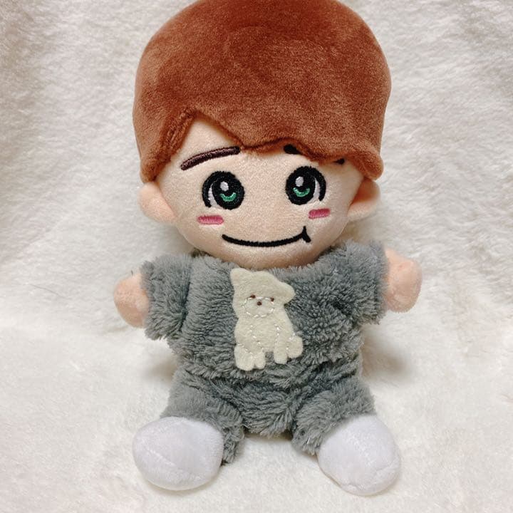 ☆ちびぬい☆服☆マシュマロルームウェアモコモコセットアップ☆グレーなにわ男子☆