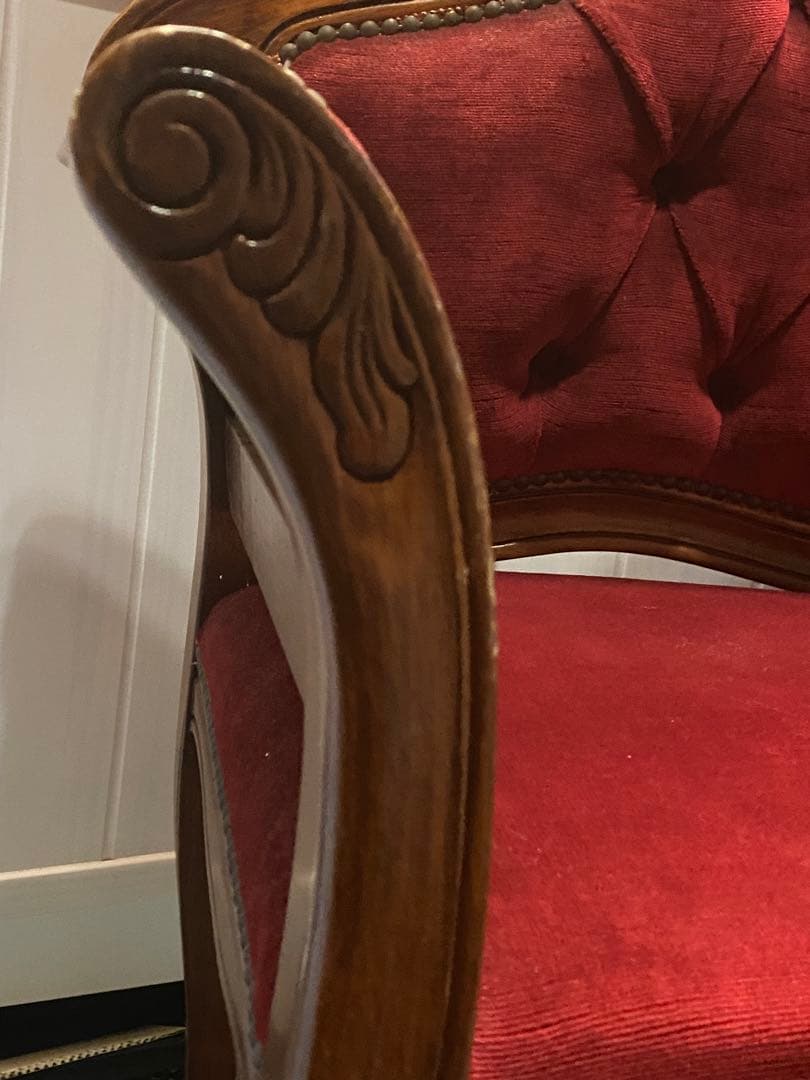 希少♦️猫脚♦️巻肘♦️彫刻♦️鋲打♦️チェスターフィールド アンティークソファ♦️美品♦️赤