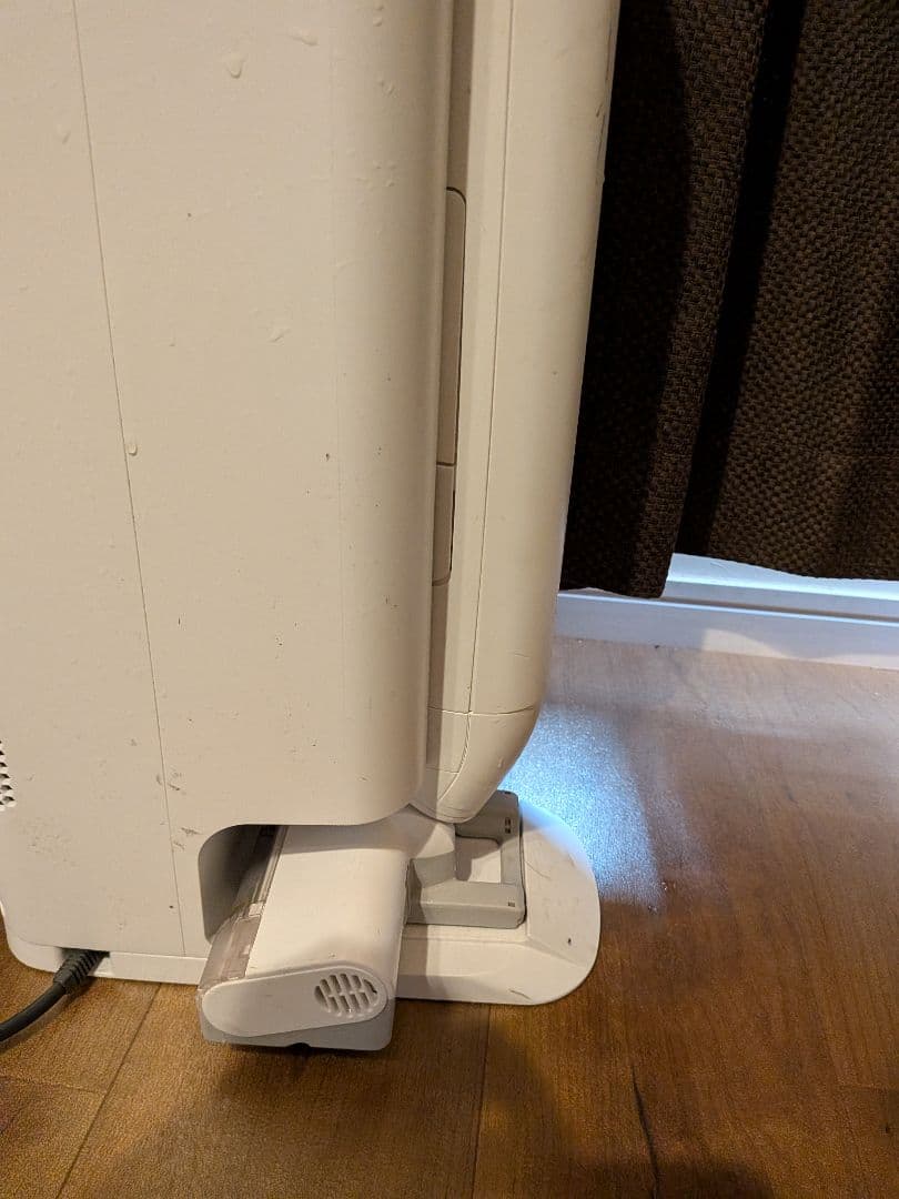 Panasonic MC-NS10K コードレス掃除機 2022年製