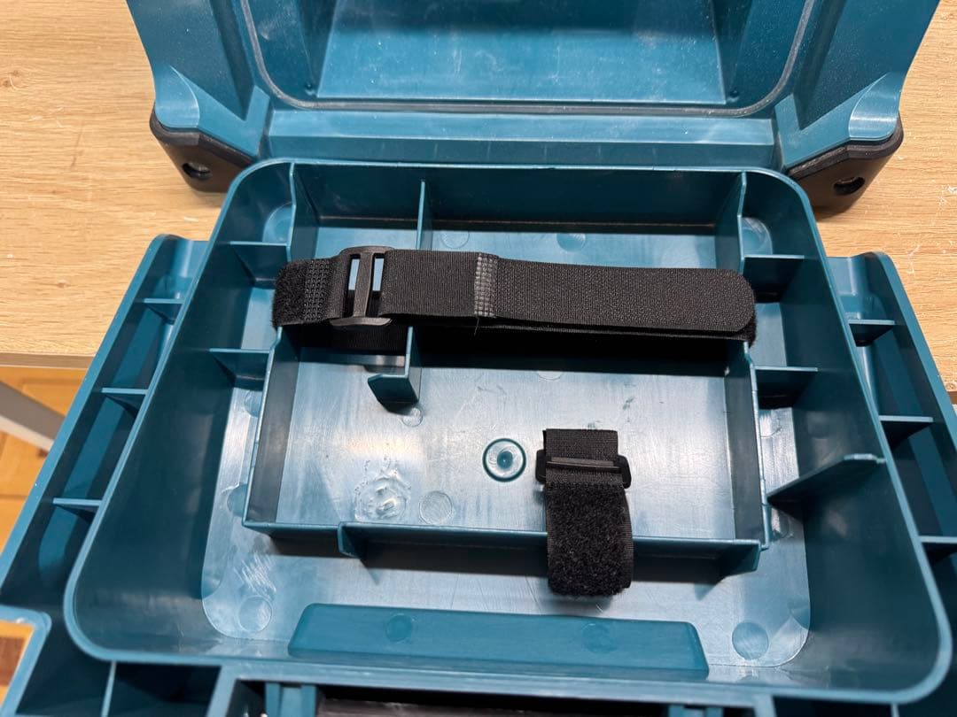 マキタ Makita 充電式 ラジオ テレビ TV100