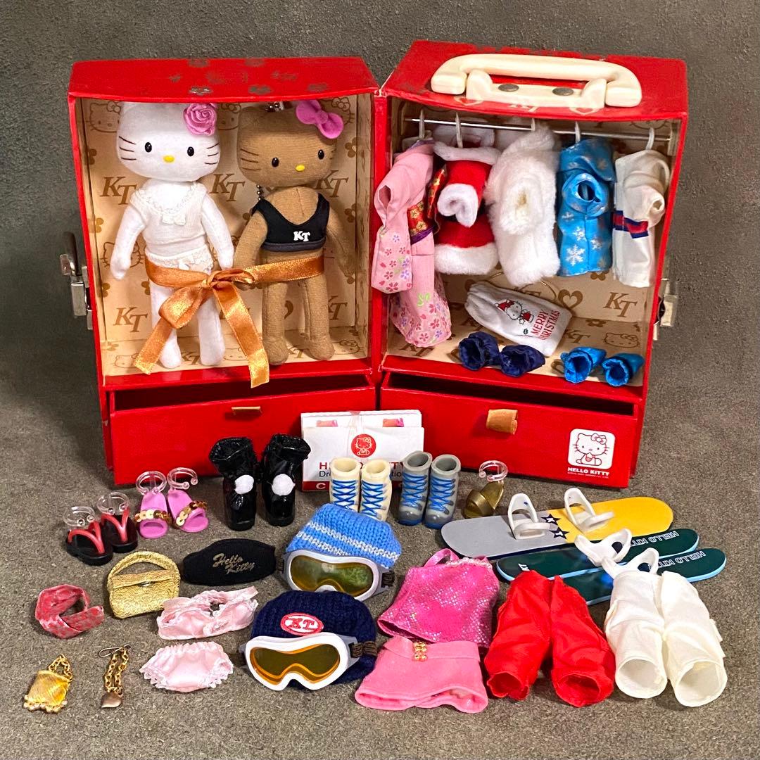 ハローキティ ドレスアップ コレクション マスコット 服 キャリーケース