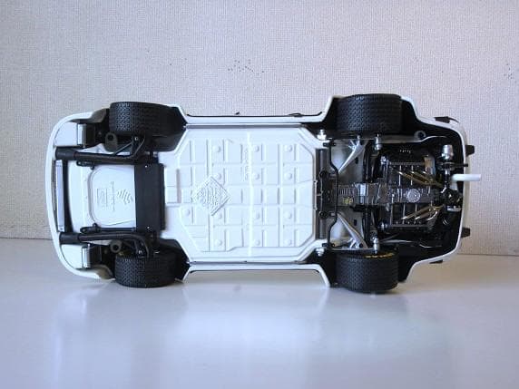 値下 exoto (1/18) ポルシェ 934RSR