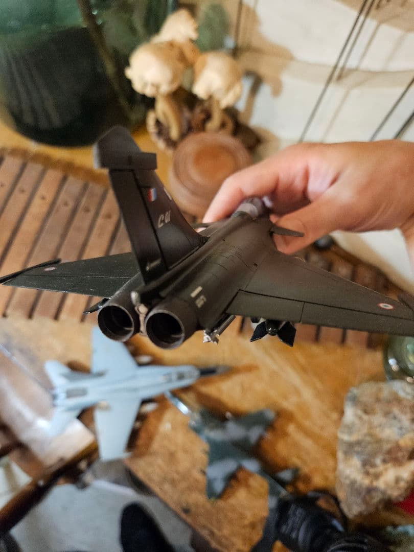 模型　プラモデル　飛行機　戦闘機　ハリアー　ホーネット　ダッソー　フォックスバッ