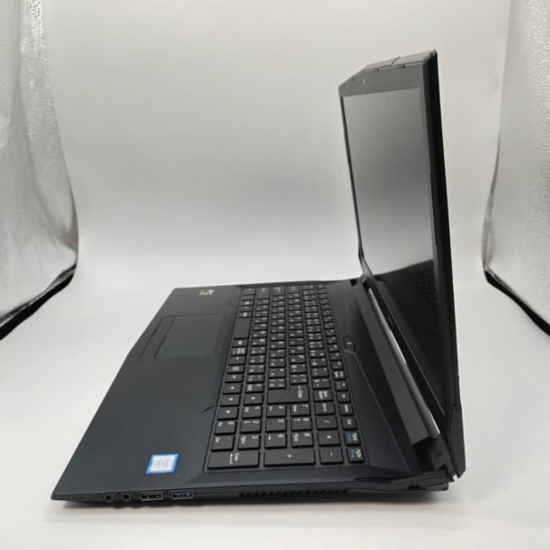 GTX950M バッテリ◎ フルHD 15 i7-7 SSD256GB オフィス