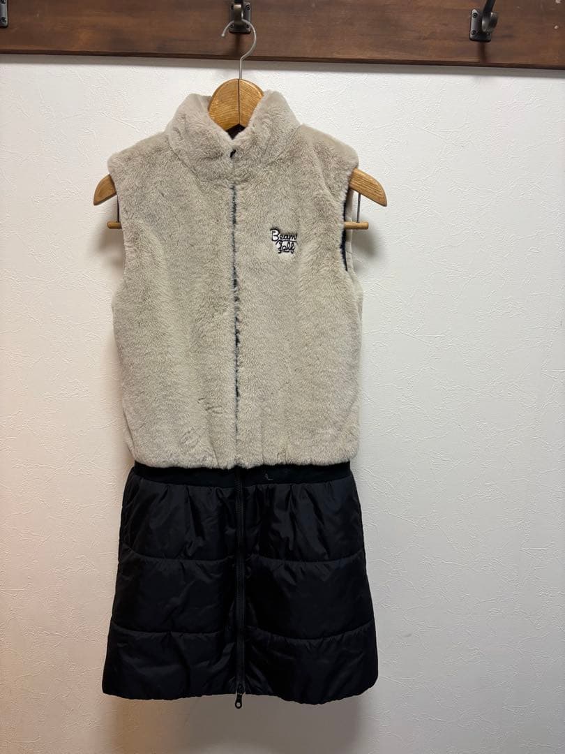 美品　BEAMS GOLF レディース ベスト Sサイズ ベージュ×黒