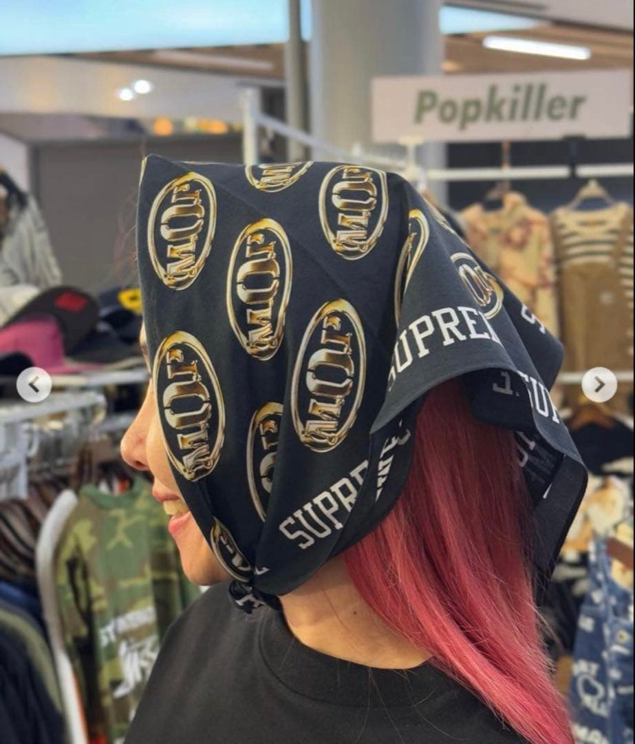 Supreme M.O.P. Bandana（エムオーピーバンダナ）
