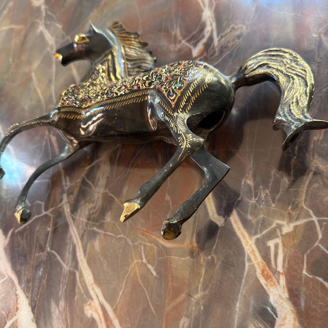 アンティーク　金属製　馬の彫刻　馬の飾り物