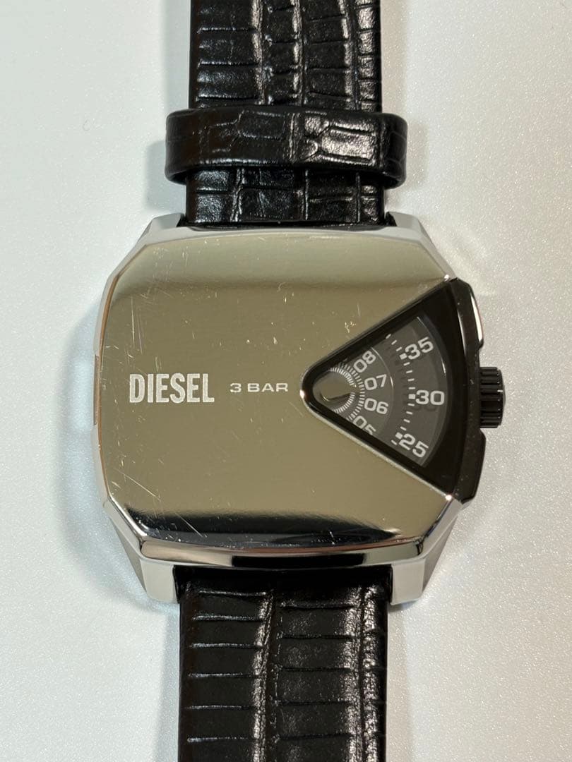 【美品】DIESEL ディーゼル D.V.A DZ-2153 革ベルトブラック