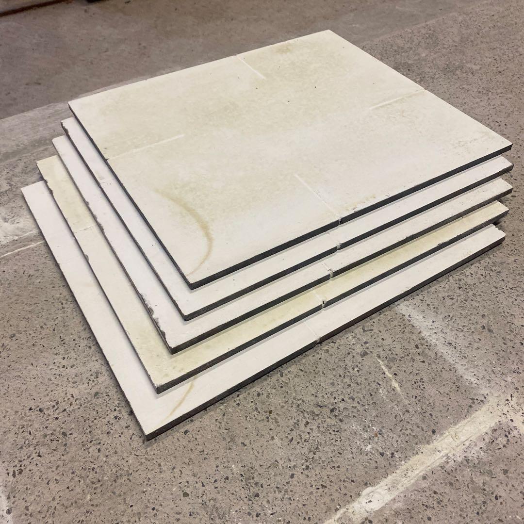 【中古品】陶芸　棚板35×40(厚8mm)5枚組③(スリット有り)