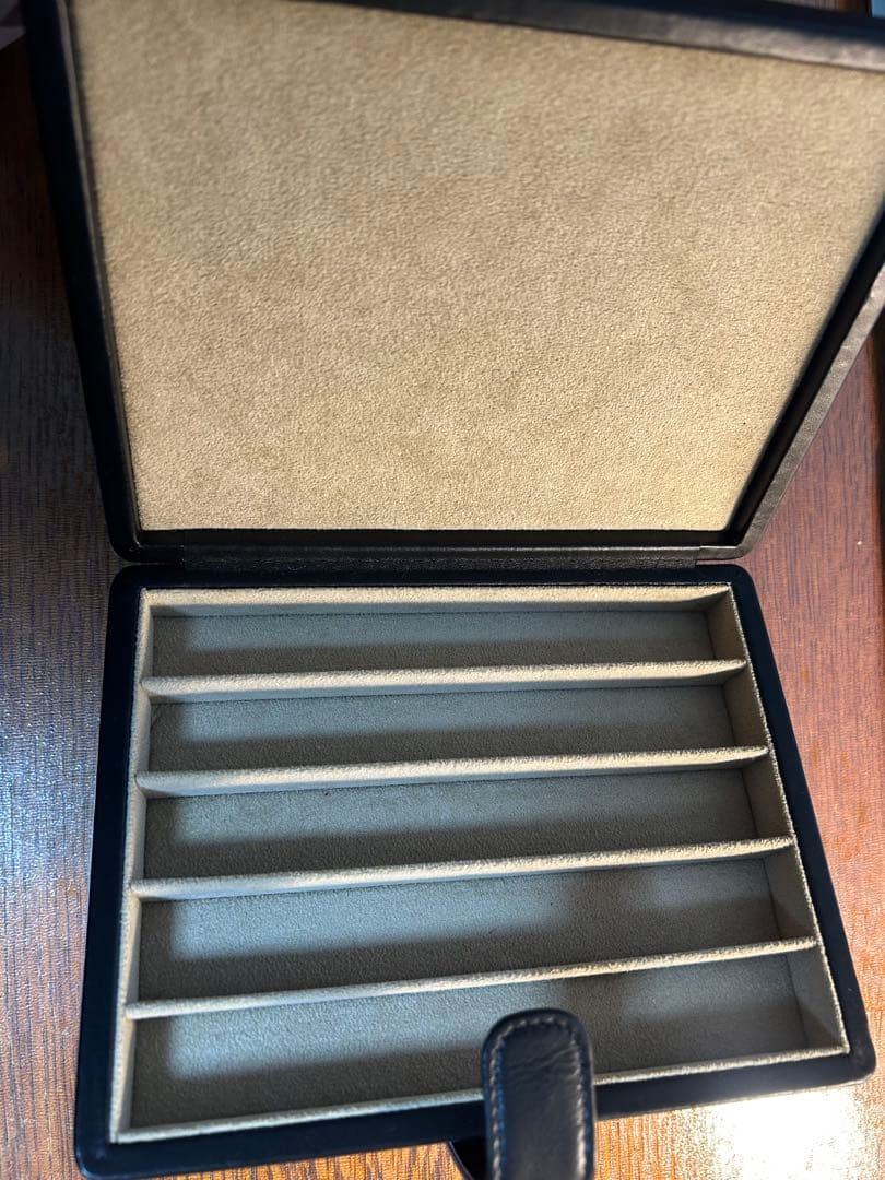 伊東屋　万年筆ケース　レザーペンケース　終売　希少品