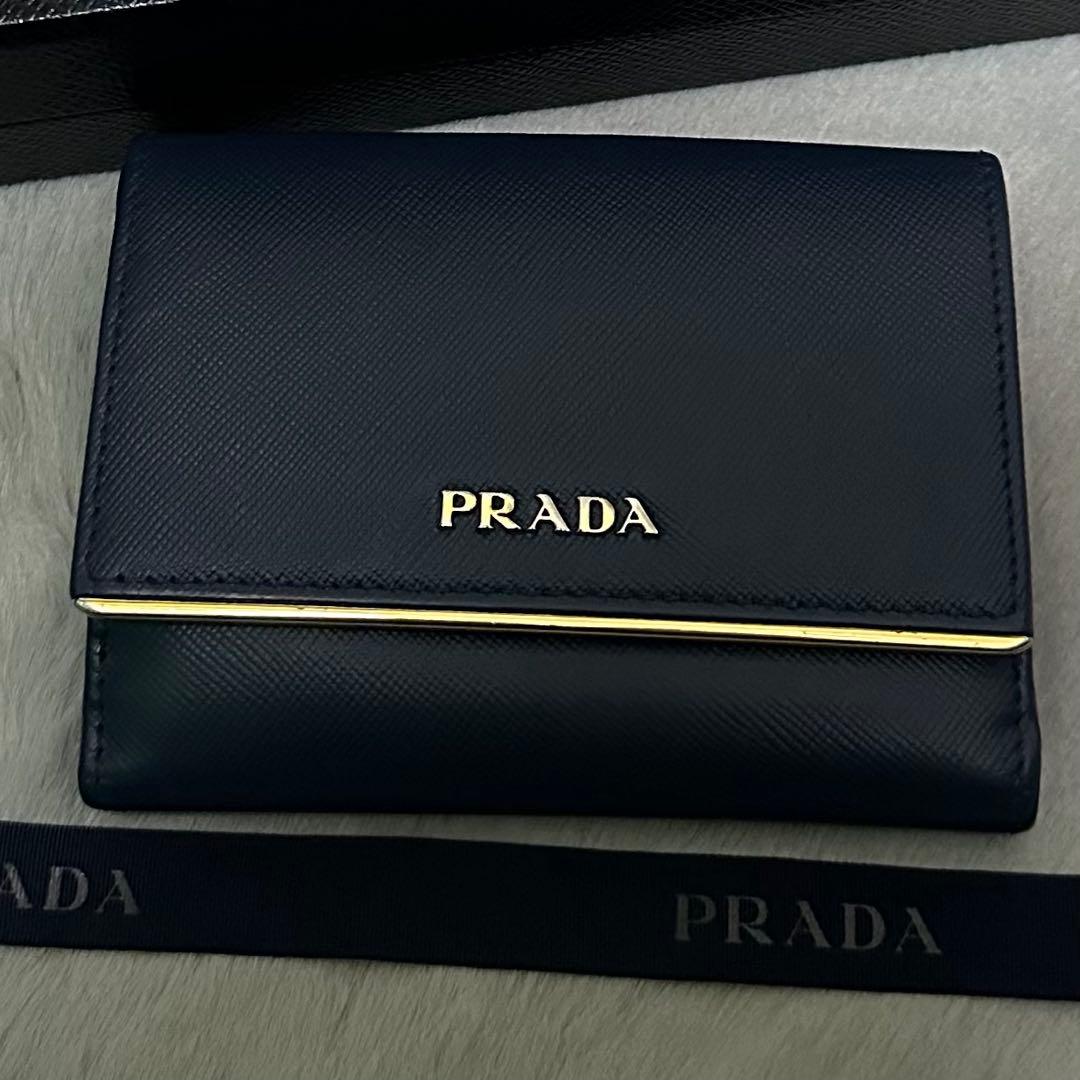 PRADA プラダ　折り財布　ゴールドロゴ ブルー　サフィアーノレザー