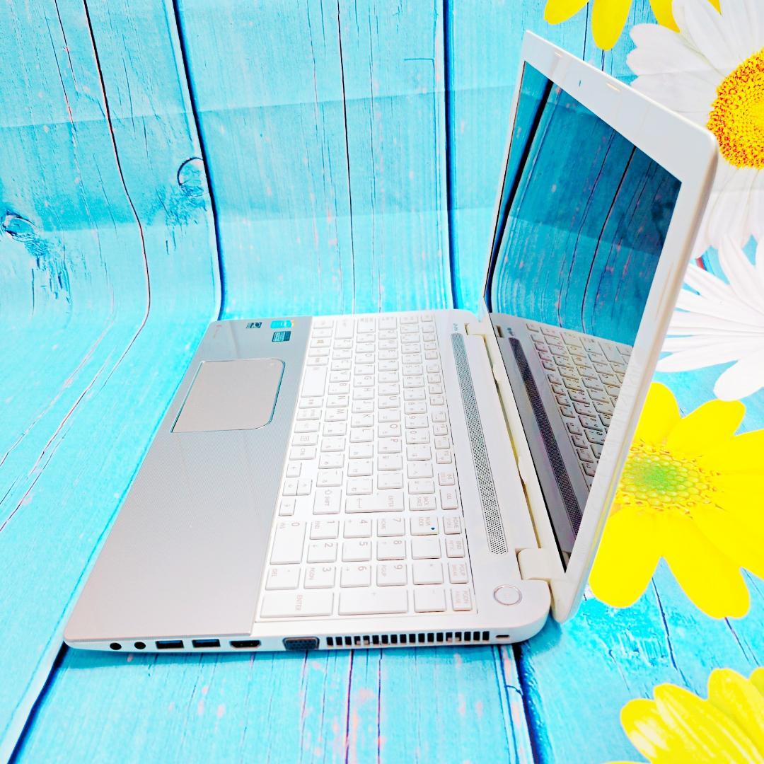 美品✨SSD240GB×i3で快適♪初心者女性向け 設定済ノートPC Win11