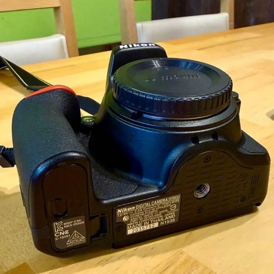 【ショット数 866枚】Nikon D5600 18-55 VR レンズキット