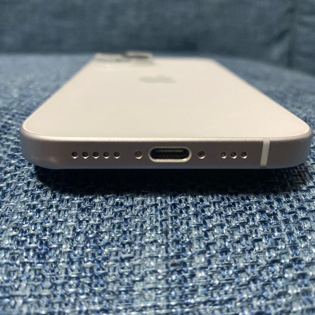 iPhone15 256 / ホワイト/ インカメ不良　Face ID使えます