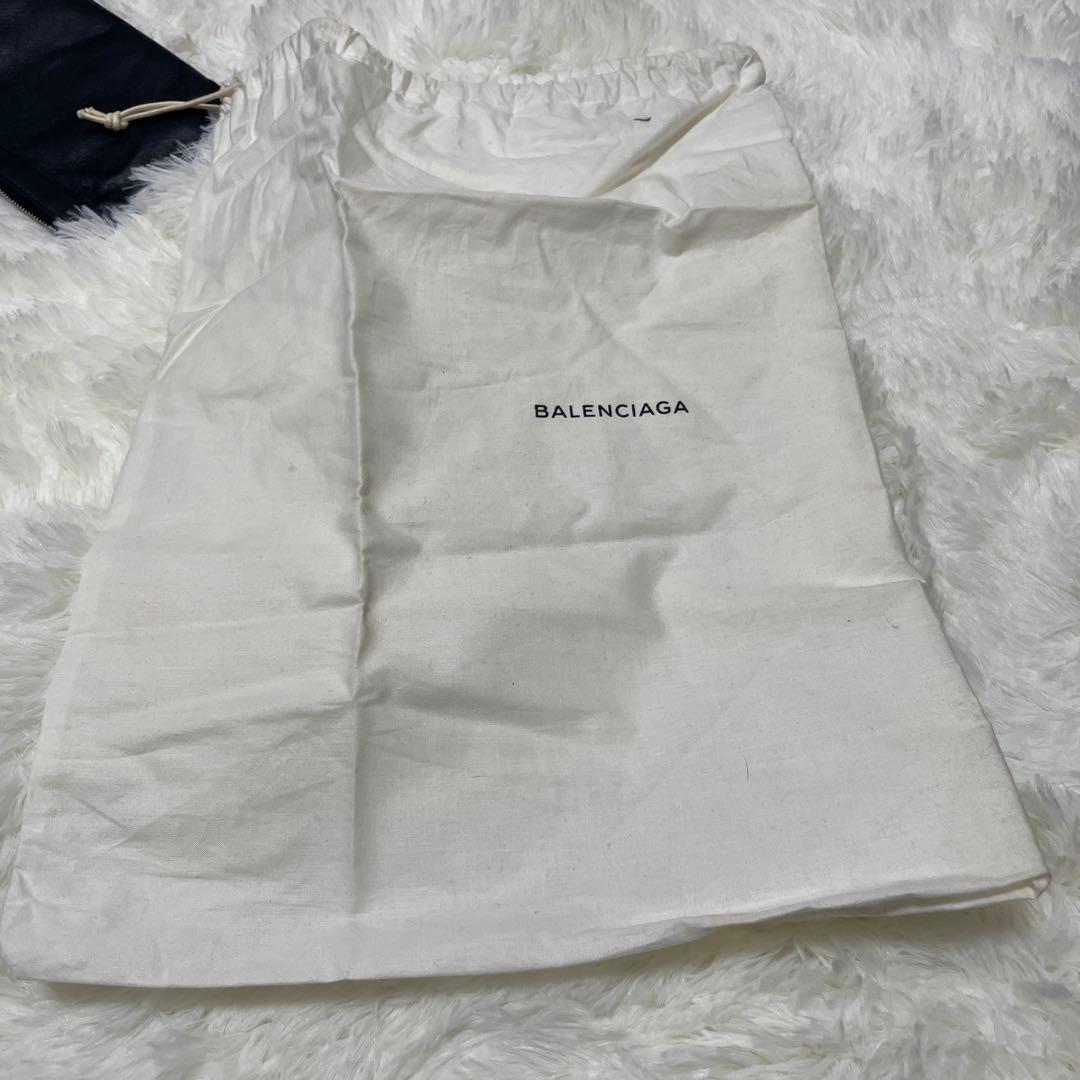 バレンシアガ ネイビーカバス Sブラック レザー