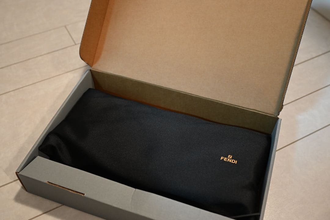 FENDI ズッカ アクセサリーポーチ