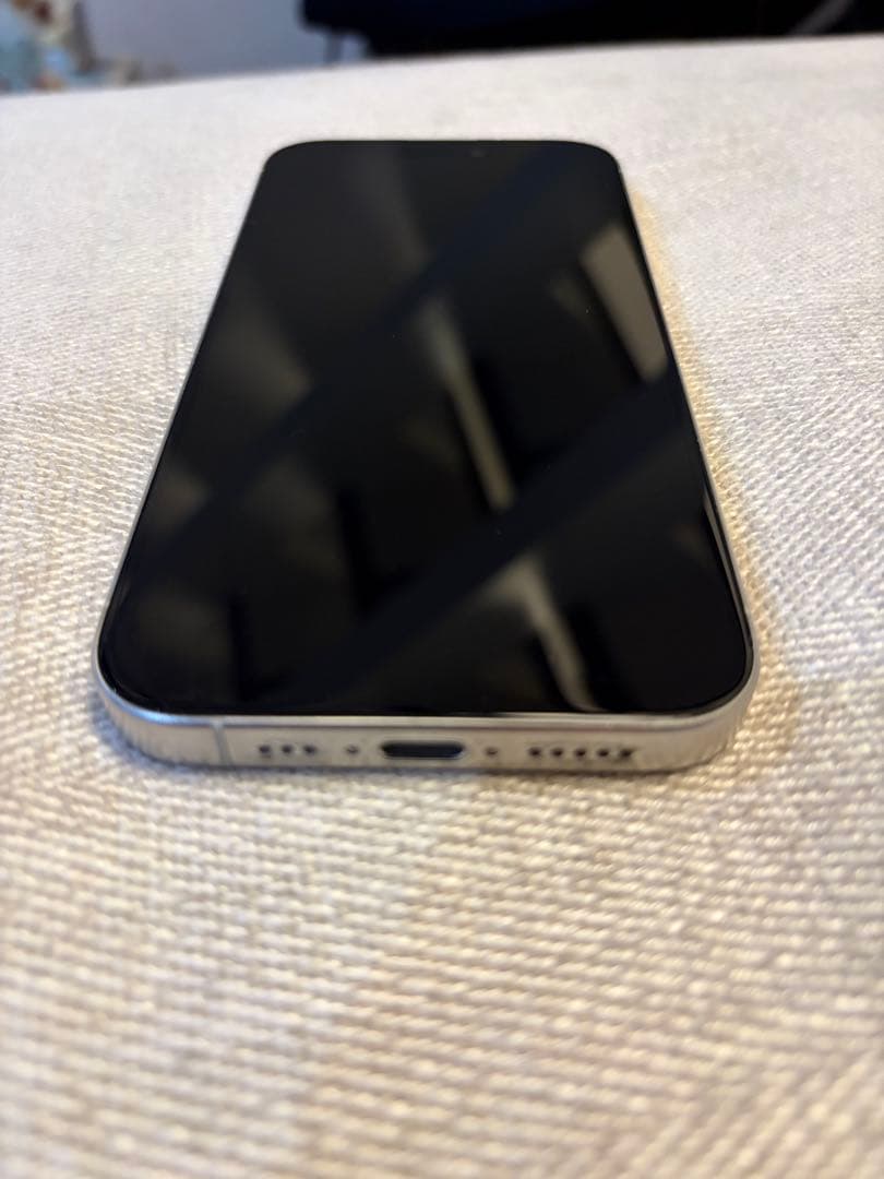 Apple iPhone 15 Pro 本体 256GB