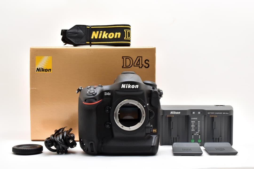 52ショットの■ほぼ新品■ Nikon ニコン D4s #C665