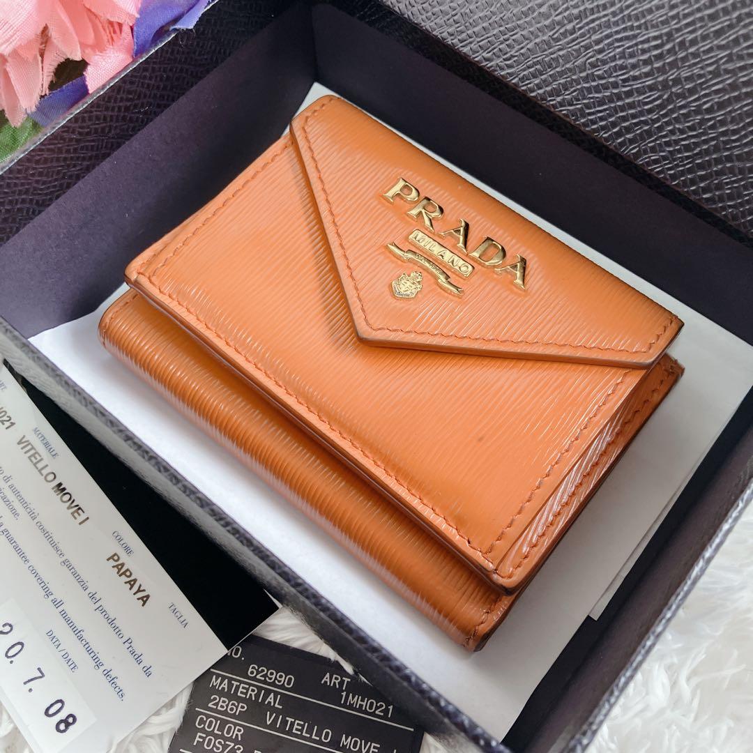 付属品✨FRID 付　プラダ　ヴィッテロムーブ　折り財布 1MH021 オレンジ