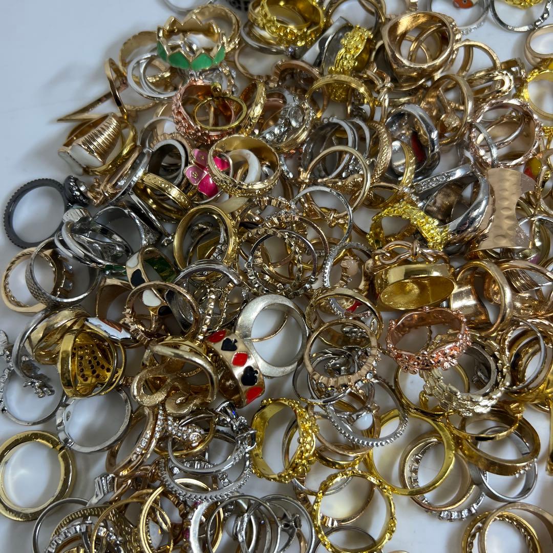 指輪で　色々　1002g 東な8-0110①