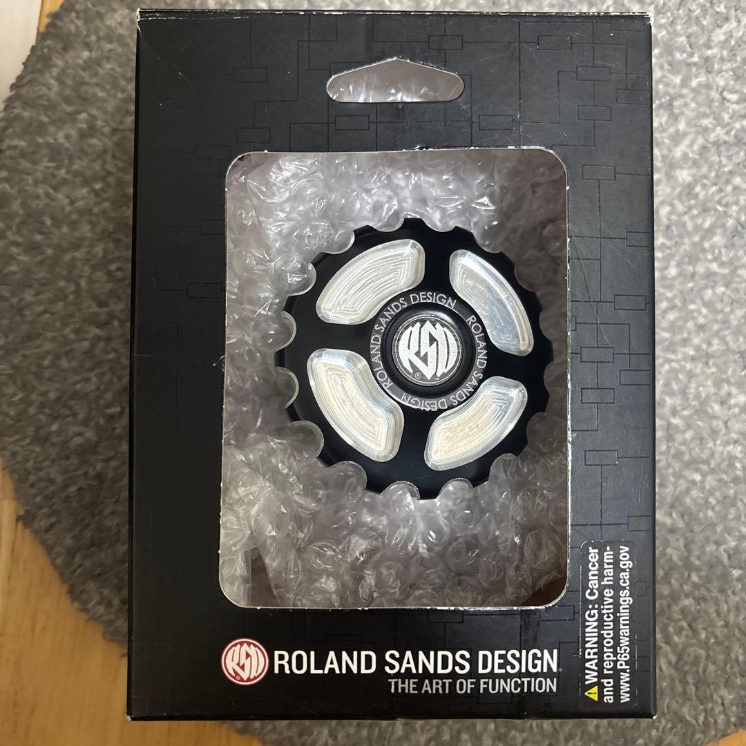 ハーレー用タンクキャップ　RSDローライズサンズデザイン