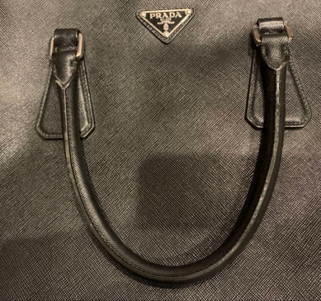 PRADA サフィアーノ レザー バッグ