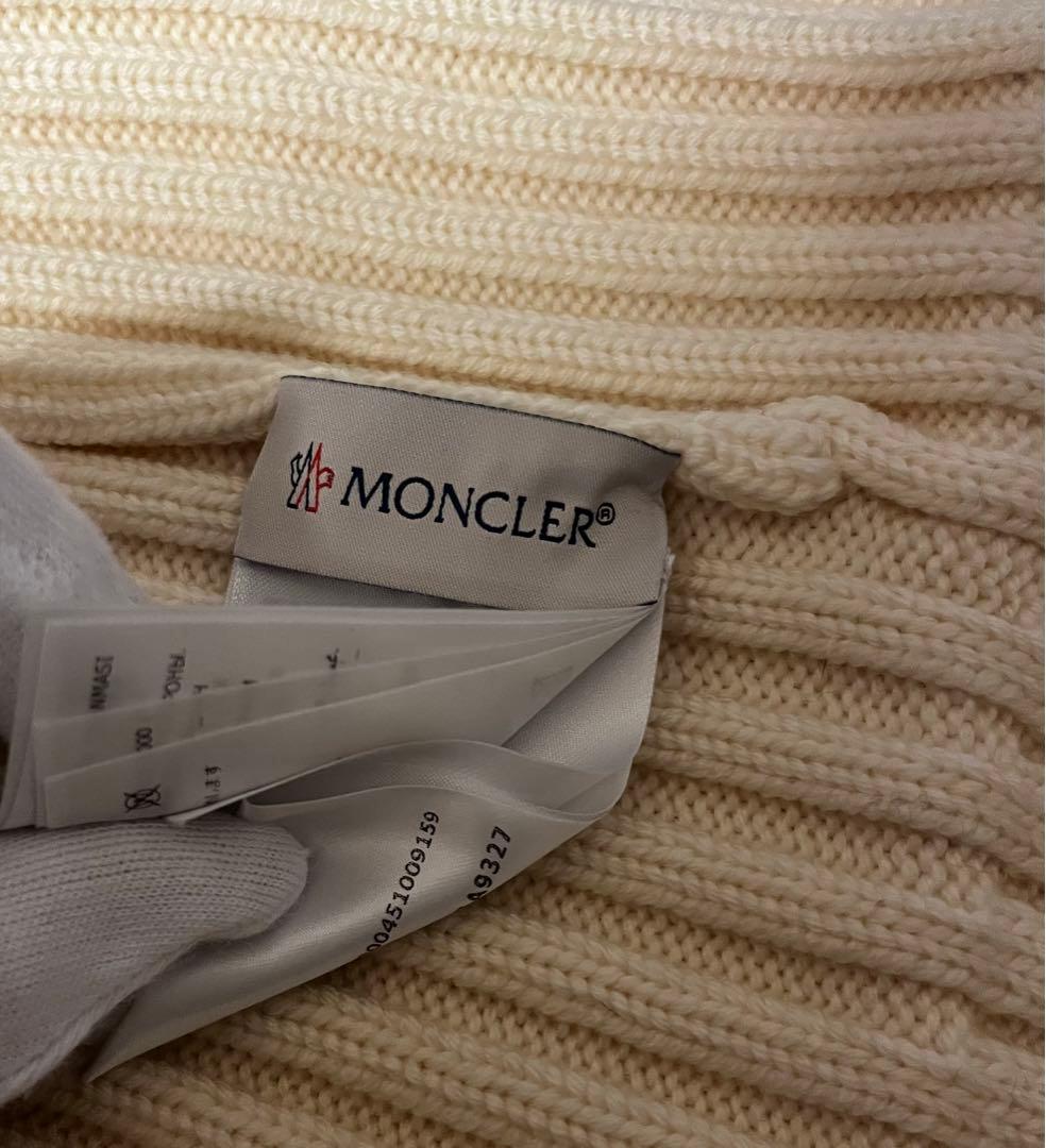 モンクレール ビーニー アイボリー
