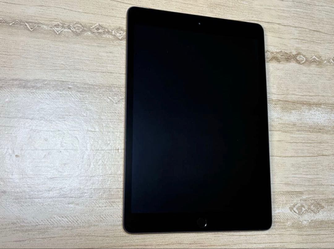 Apple iPad 第8世代 Wi-Fi+Cellular 32GB