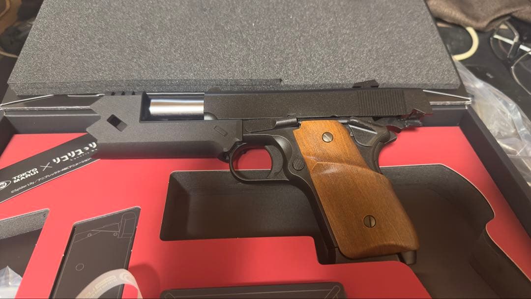 東京マルイ　千束の銃カスタム済