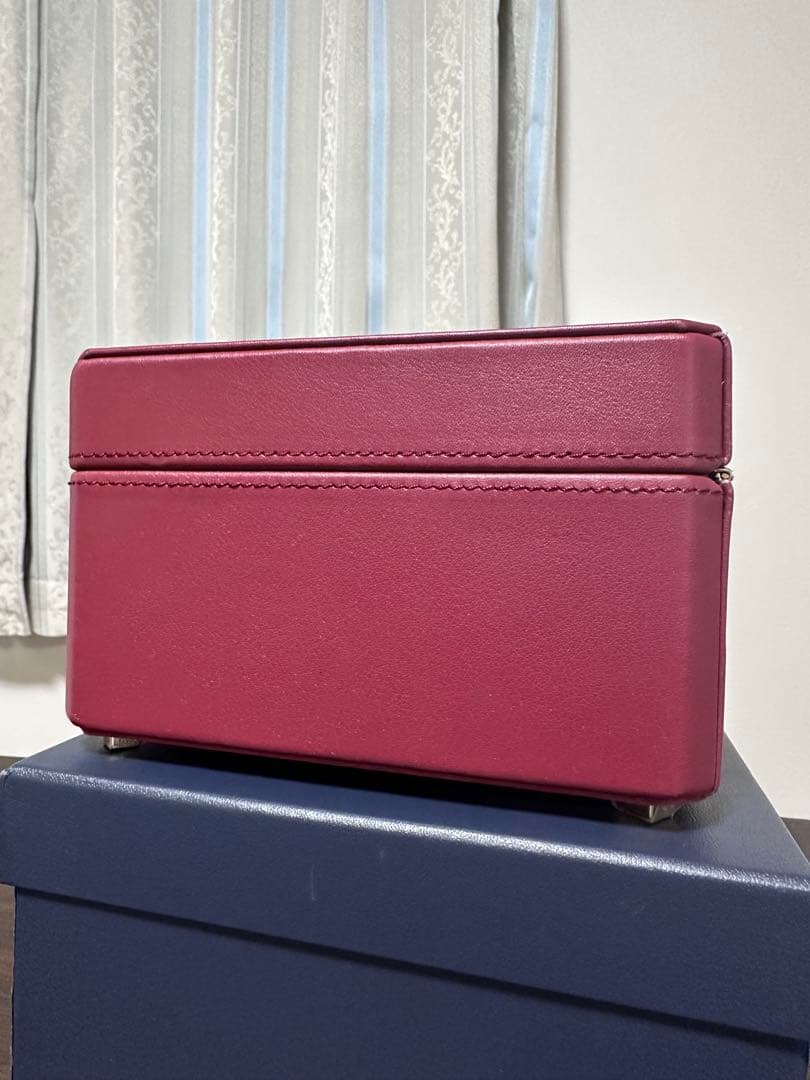 未使用品　agete アガット　ジュエリーボックス　レッド　外箱付き　インテリア