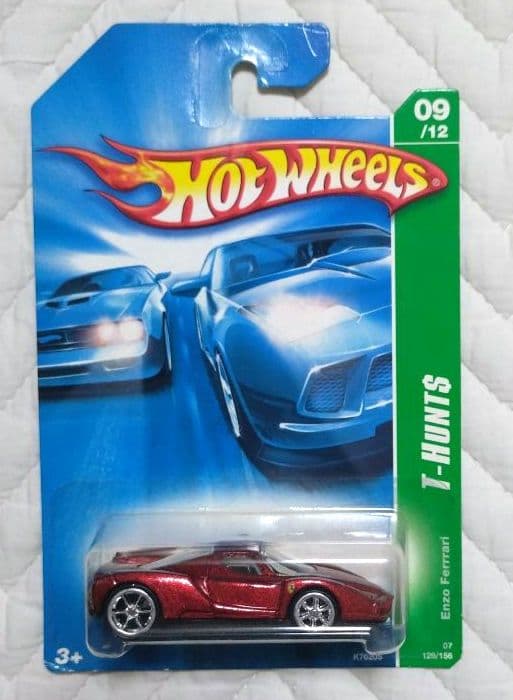 エラー品？ Hot wheels フェラーリ エンツォ スーパートレジャー