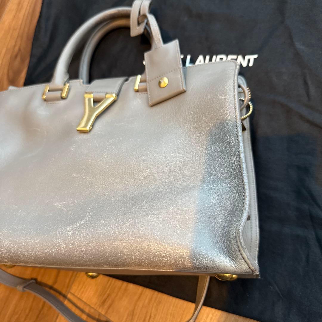 お値下げ　SAINT LAURENT グレー レザーハンドバッグ 保存袋付き