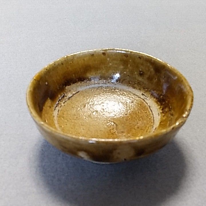 古瀬戸盃　古瀬戸ぐい吞み　古黄瀬戸ぐい吞み　古瀬戸酒盃　合わせ箱付き