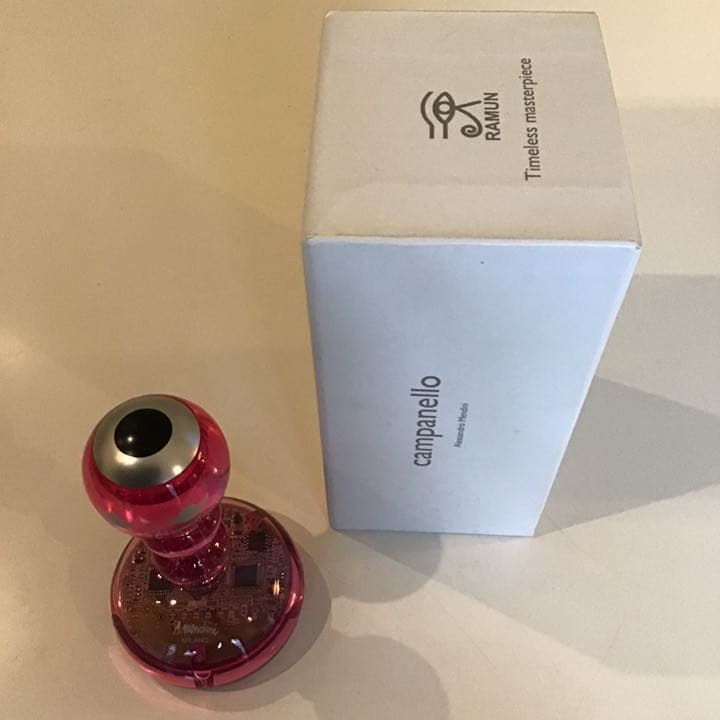 メンディー二デザイン！卓上ライトチーンという音声に心清める ピンク色 未使用品