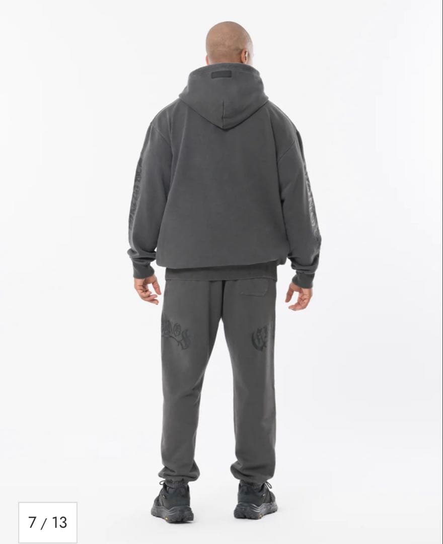 トップス CRONOS BLACKLETTER HOODIE V BLACKxBLACK