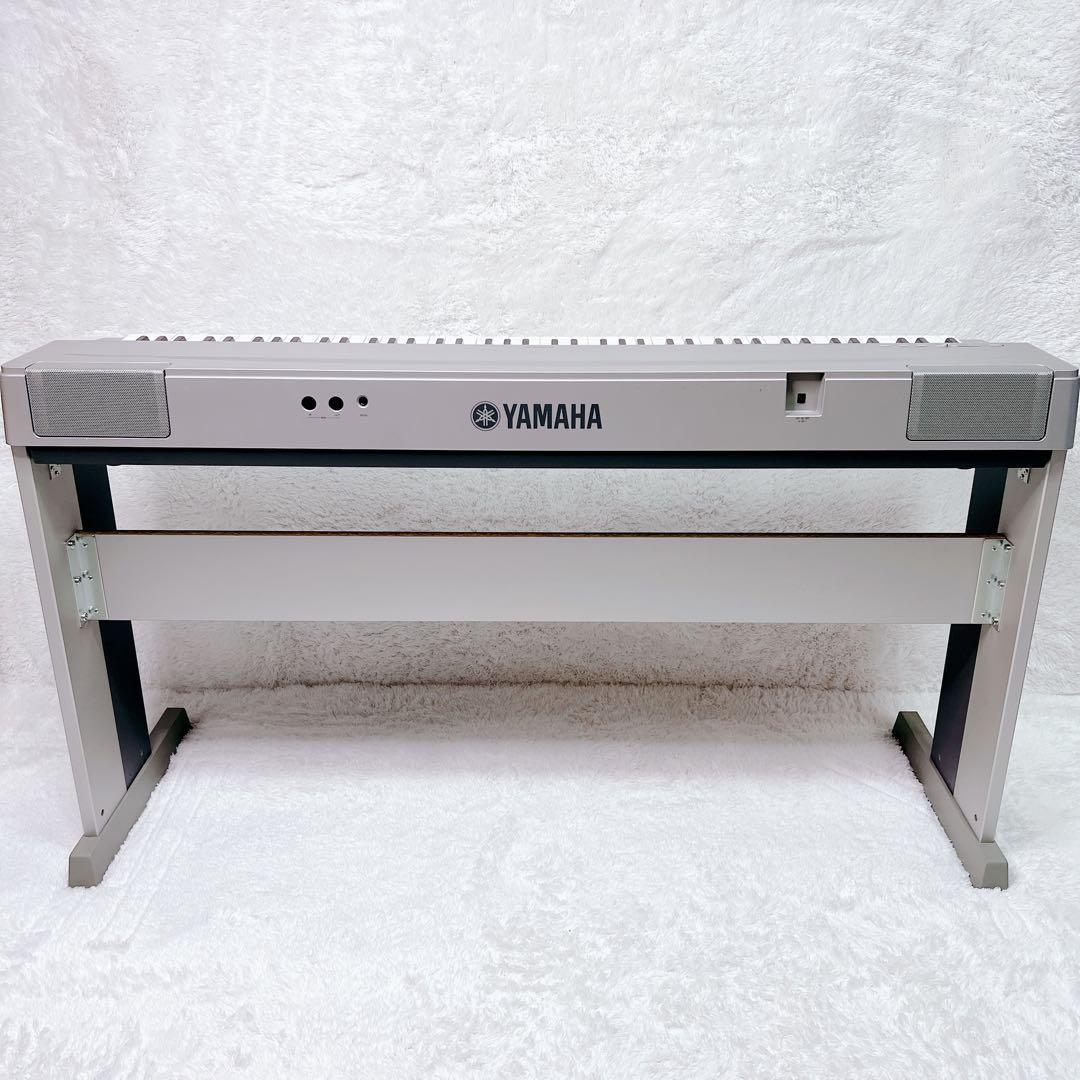 ✨ま✨　電子ピアノ　88鍵盤　ペダル付き　譜面立て付き