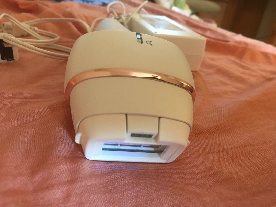 【送料無料】ほぼ新品未使用！家庭用脱毛器