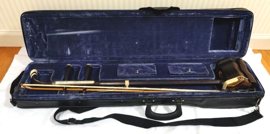 二胡　敦煌牌　ケース付き　セット一式　中古品