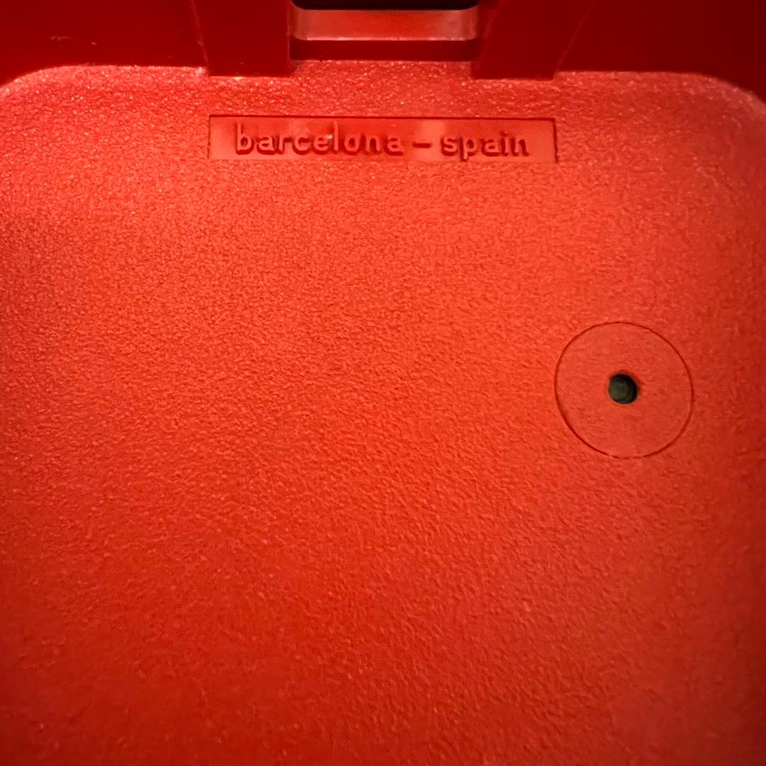 オリベッティ タイプライター バレンタインS フランス、ドイツ語対応