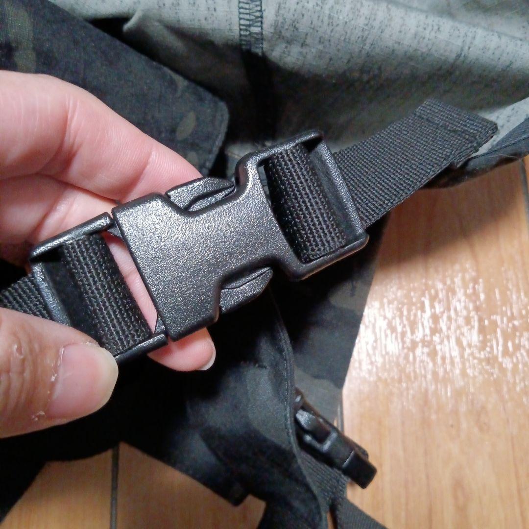 スケルコム　タクティカルアローンフード　マルチカムブラック