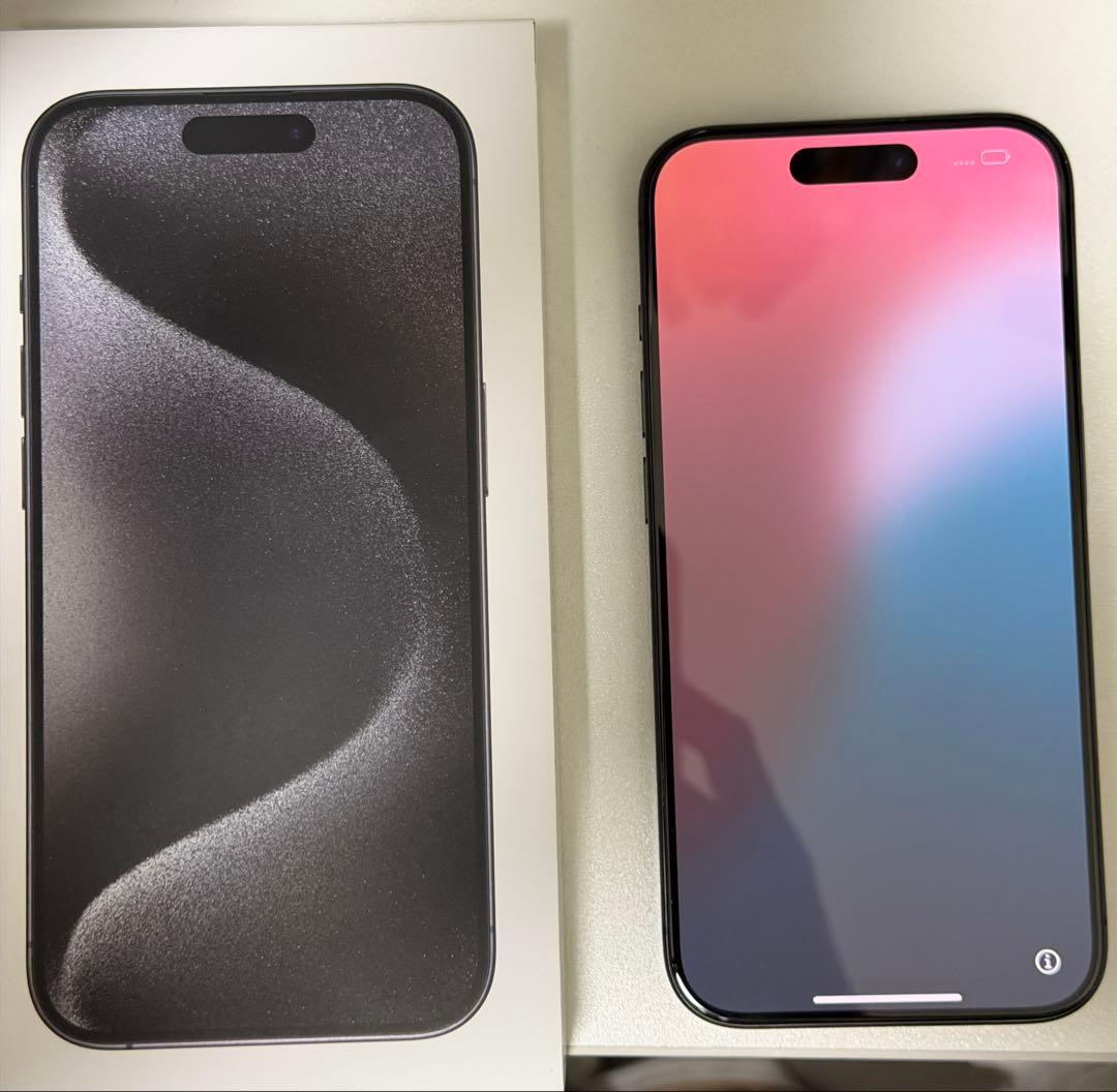 iPhone 15pro 256gb ブラックチタニウム　SIMフリー