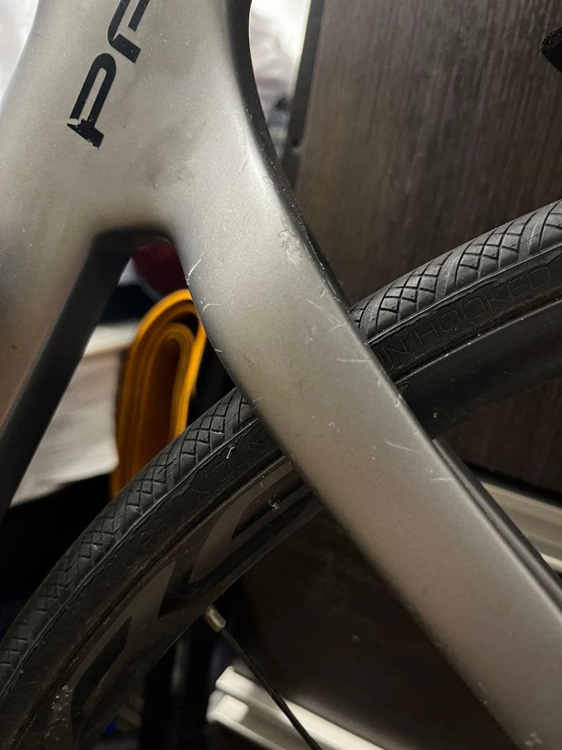 【必読】PINARELLO PARIS ロードバイク グレー　105