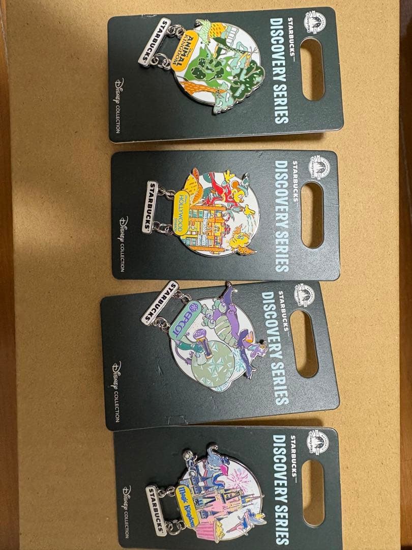 WDW限定 スタバ　ピンバッジ ディズニーワールド