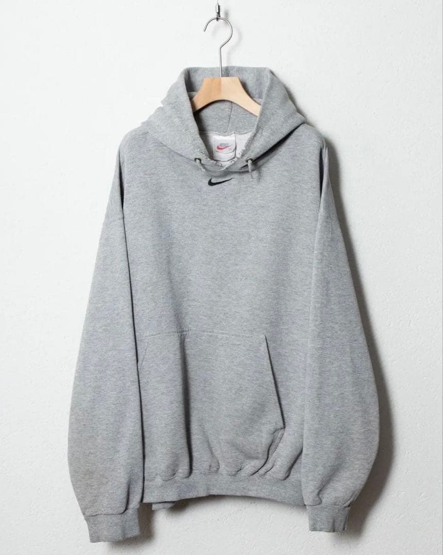 バ*ン様 Made In USA NIKE swoosh hoodie ISSU