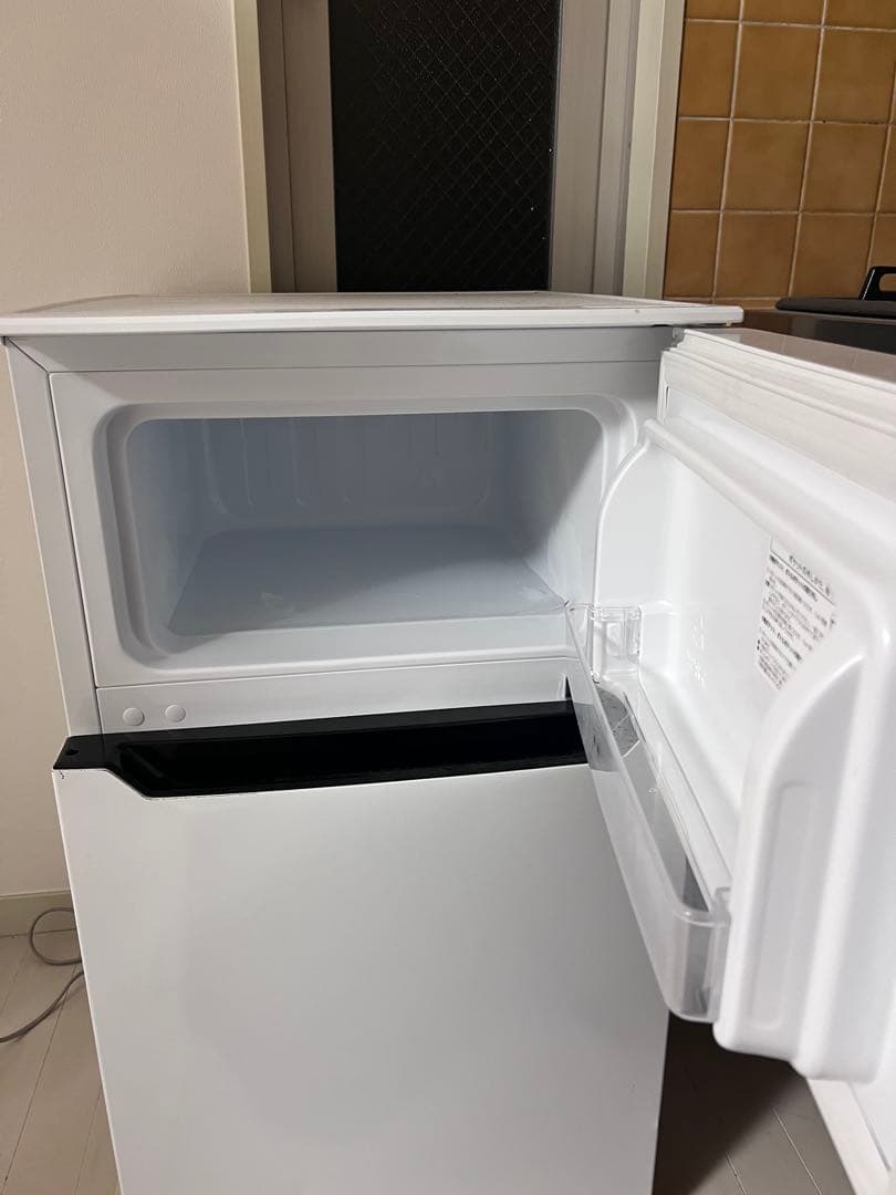 Hisense 冷蔵庫 ホワイト 冷凍室付き