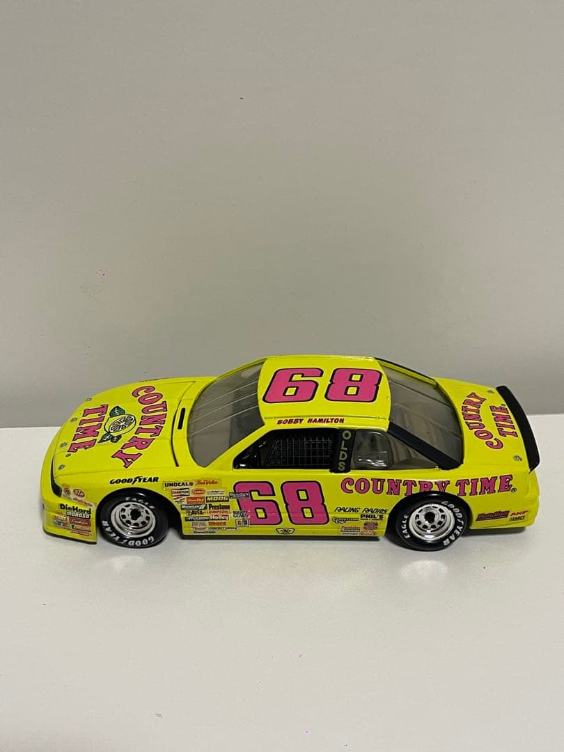 1/24 MONOGRAM　quartzo　サンダーバード　オールドモビル