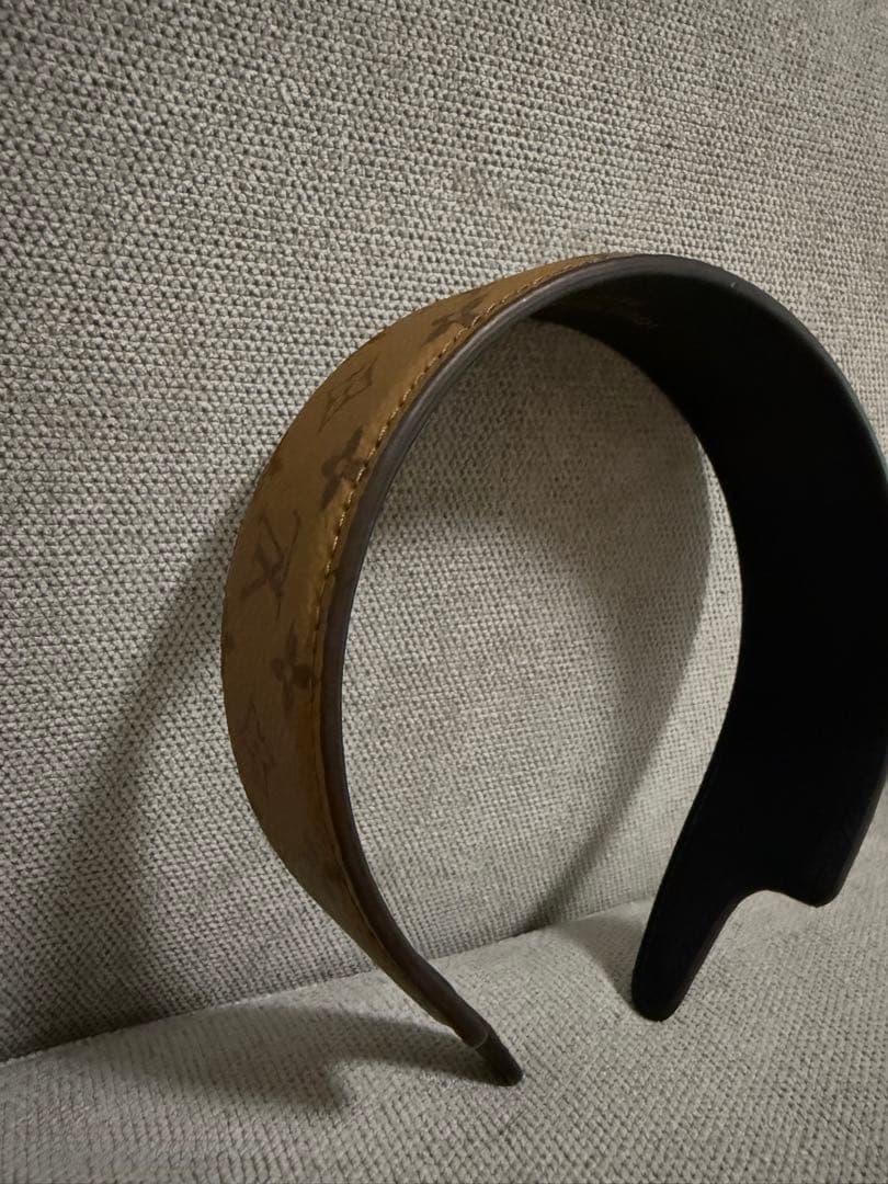 LOUIS VUITTON モノグラム ヘアバンド カチューシャ ルイヴィトン