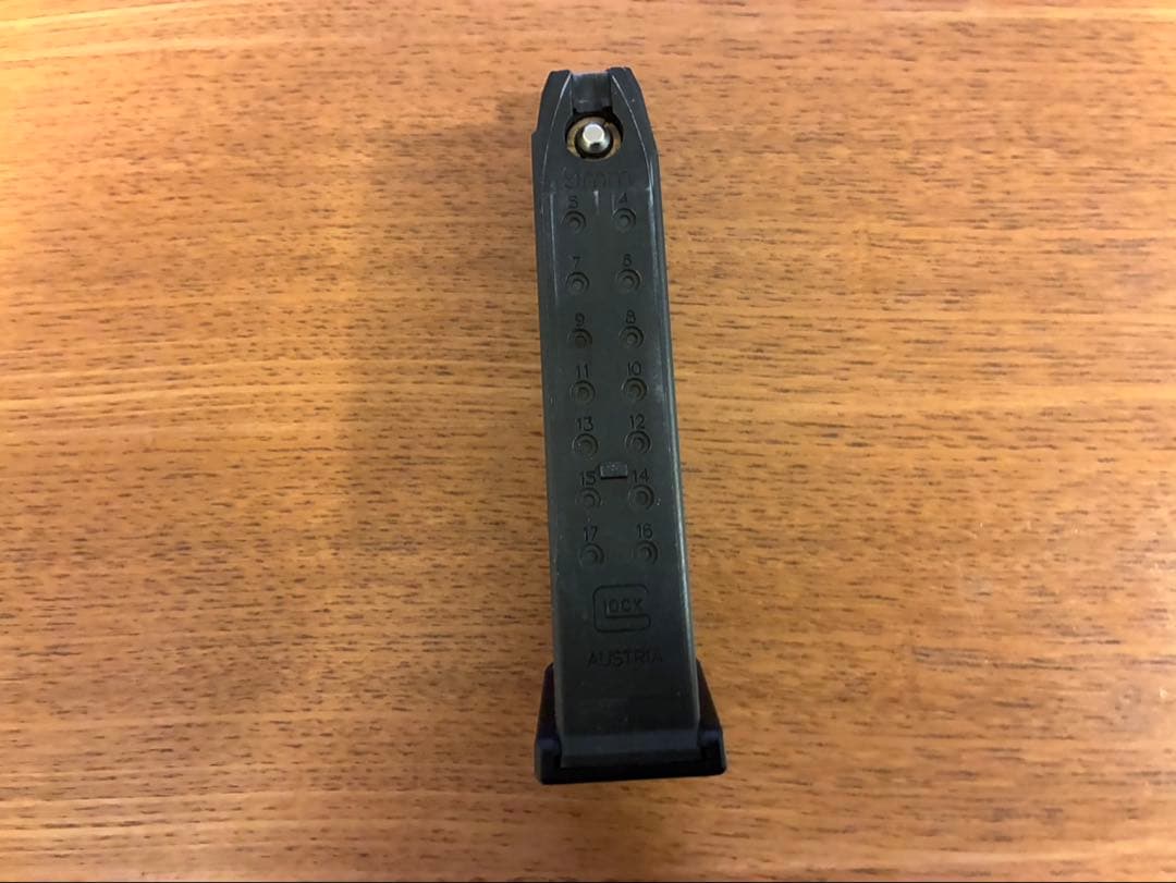 あむ　GLOCK 17 Gen4 ガスガン