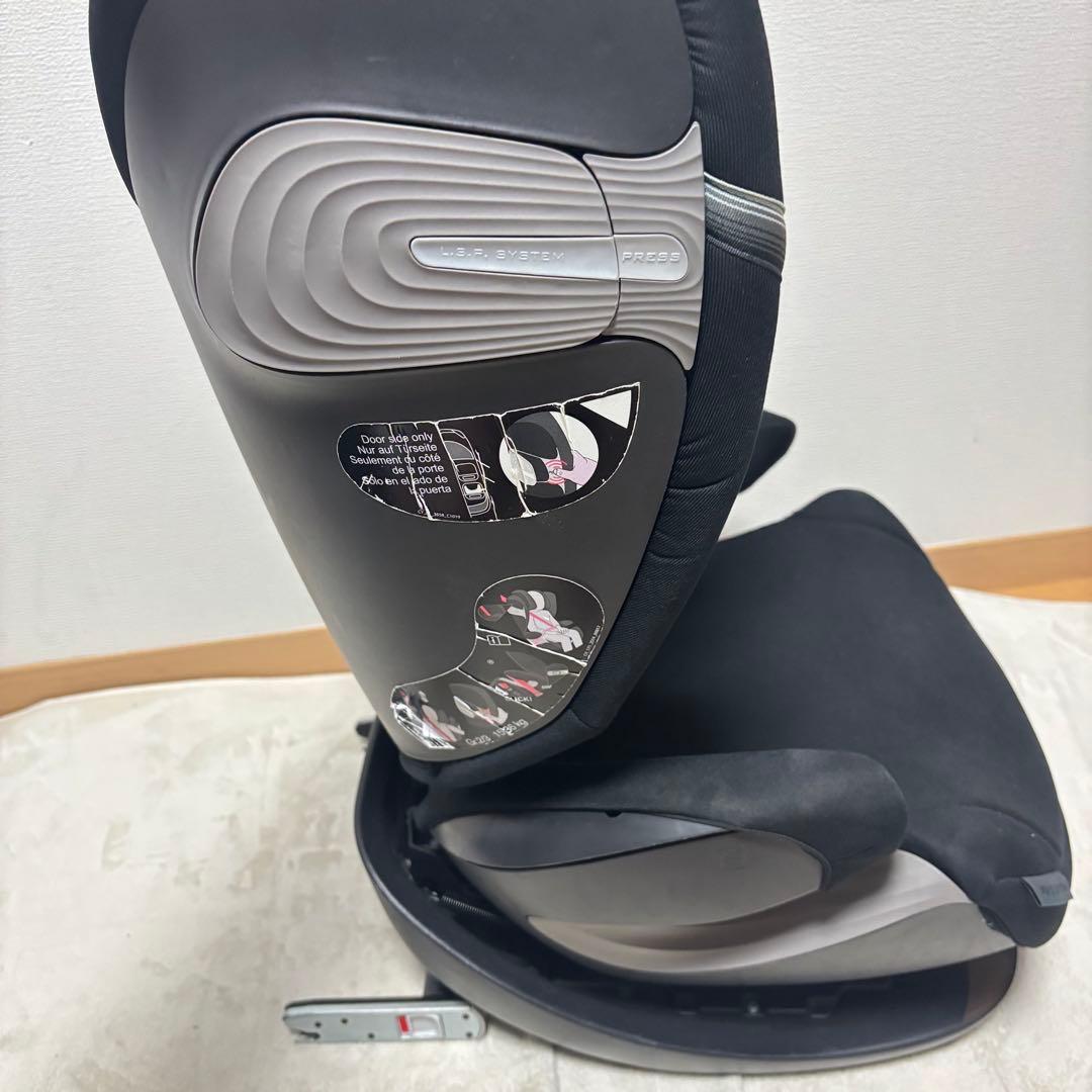 Cybex チャイルドシート パラスS isofix ブラック